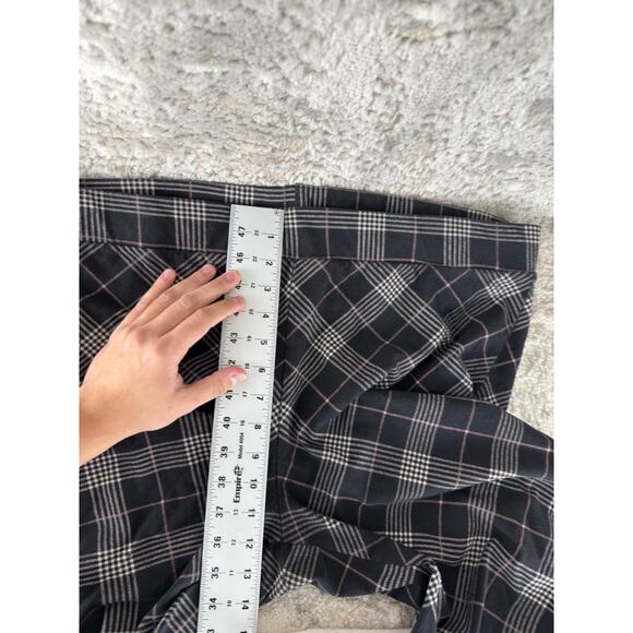 Torrid Plus Size 4 Plaid Ankle Stretch Casual Leggings Pull On Pants Black - Picture 4 of 8